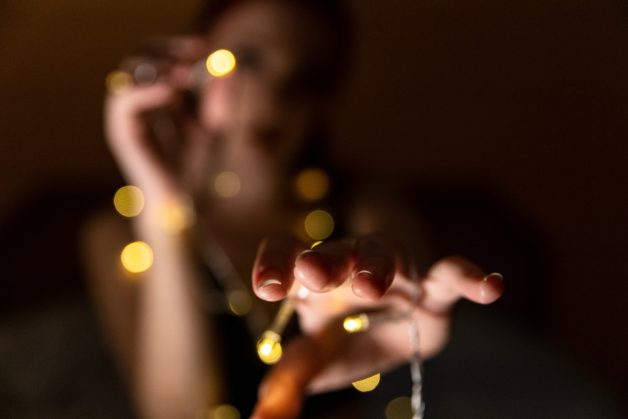 entdecken sie die welt der fast fashion: erfahren sie, wie schnelle mode die textilindustrie verändert, welche auswirkungen sie auf die umwelt hat und welche alternativen es für einen nachhaltigen lebensstil gibt.