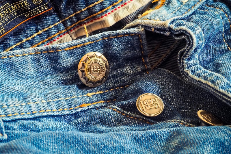 Jeans richtig waschen: So bleiben sie lange wie neu