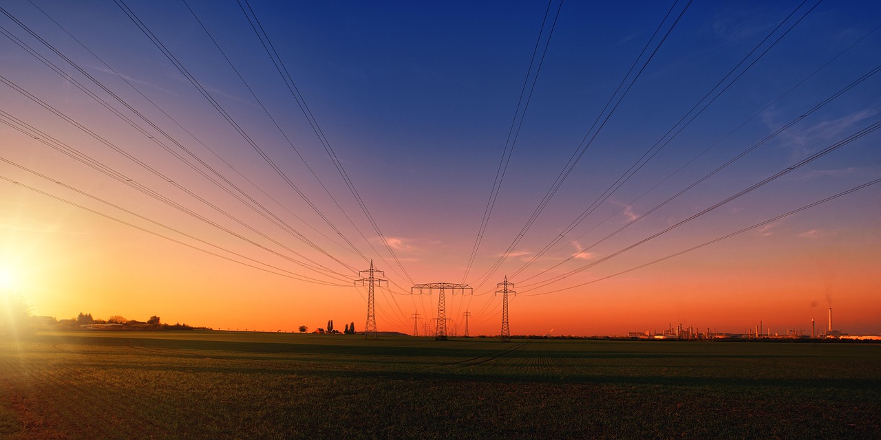 entdecken sie die grundlagen der statischen elektrizität: wie sie entsteht, ihre alltäglichen anwendungen und wichtige sicherheitstipps. erfahren sie mehr über die faszinierende welt der elektrizität einfach erklärt.